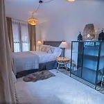 10pax Terraza Minipiscina-jacuzzi Parking Free * إشبيلية