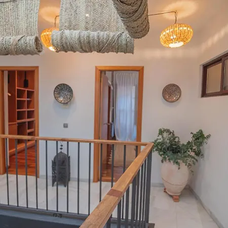 10pax Terraza Minipiscina-jacuzzi Parking Free *