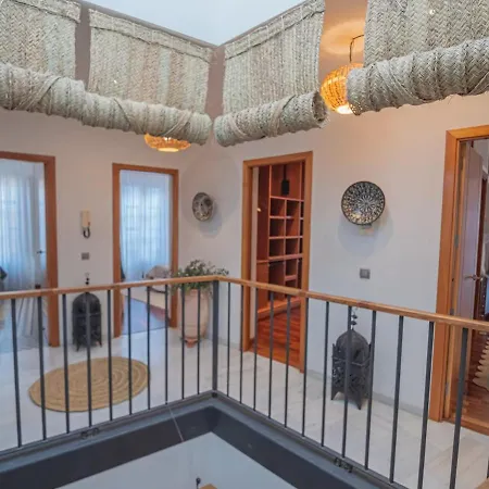 10pax Terraza Minipiscina-jacuzzi Parking Free * Sevilla