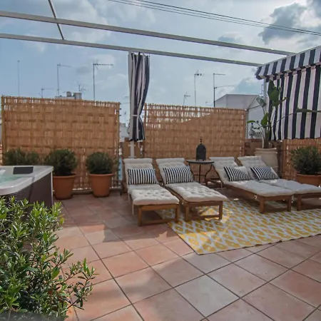 10pax Terraza Minipiscina-jacuzzi Parking Free *