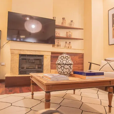 Villa 10pax Terraza Minipiscina-jacuzzi Parking Free *