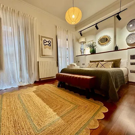 Villa 10pax Terraza Minipiscina-jacuzzi Parking Free *