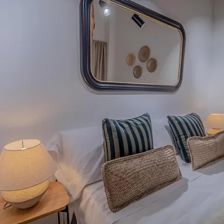10pax Terraza Minipiscina-jacuzzi Parking Free Sevilla