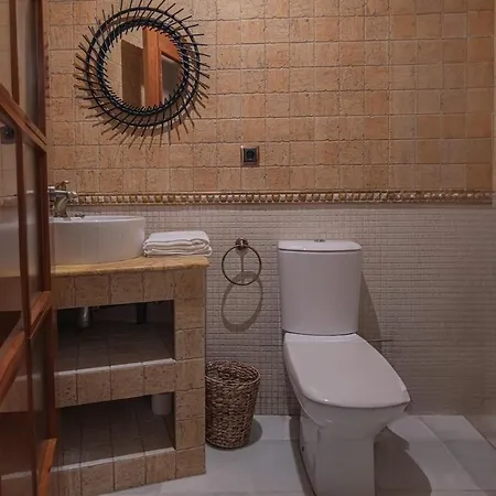 Villa 10pax Terraza Minipiscina-jacuzzi Parking Free *