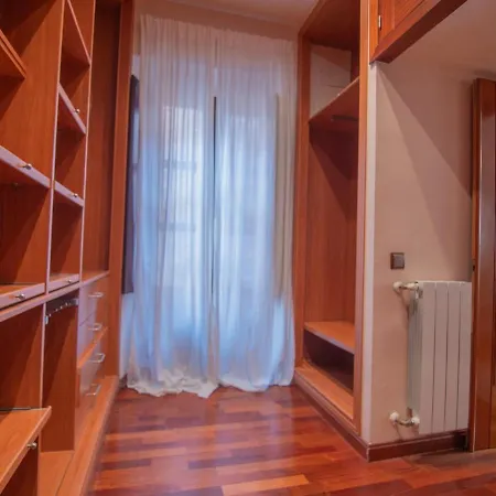 Villa 10pax Terraza Minipiscina-jacuzzi Parking Free Sevilla
